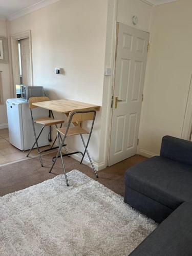 1 bedroom flat sleeps 4 in Abingdon Oxfordshire