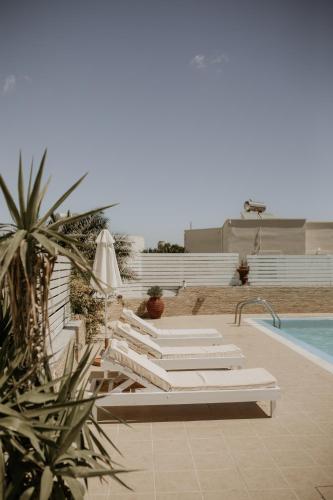 Hotel Thirasia – Fira, UT