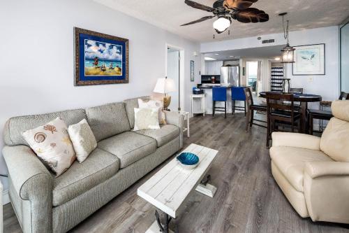 Nautilus 1601 - Gulf Front 2 Bedroom - 6th Floor - Huge Wraparound Balcony, Fort Walton Beach (Foto 8)