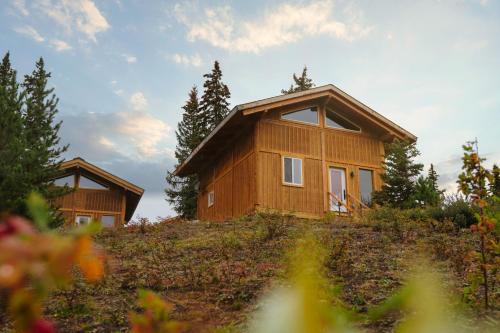 2 bedrooms, 3 beds