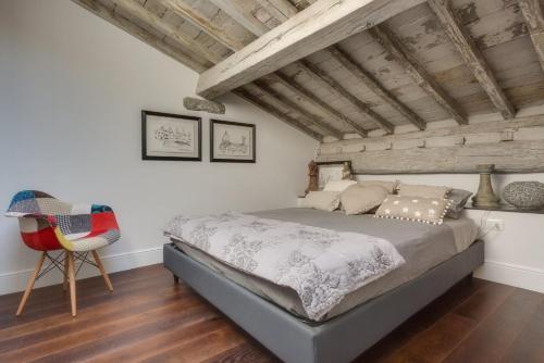 One-Bedroom Apartment image 10