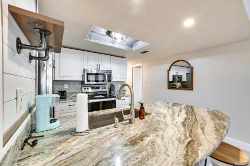 Cozy Kissimmee Condo Rental 6 Mi to Disney World in Kissimmee, USA