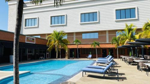 숙소 외관, Hotel Las Palmas Inn in 푼토 피조