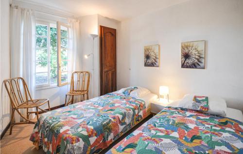 5 Bedroom Lovely Home In Gonfaron