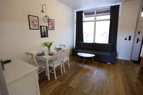 . Apartamenty GREY&WHITE