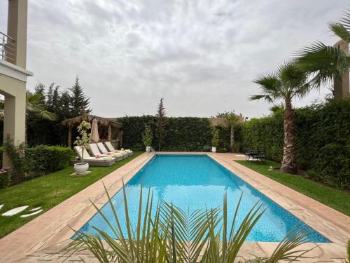 Dar sophia Dar sophia