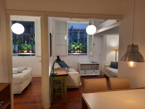 Classic Quiet 1-Bdr in Recoleta