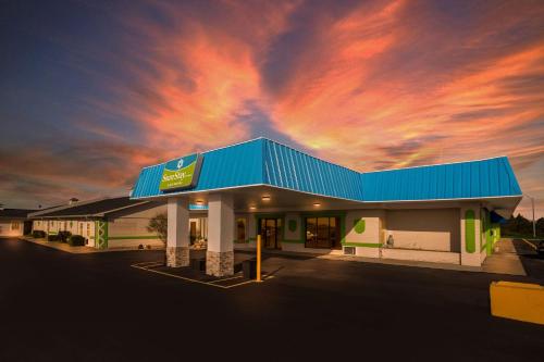 SureStay Hotel by Best Western Higginsville - main image