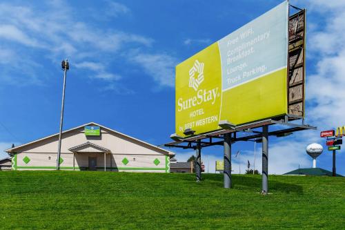 SureStay by Best Western Higginsville - 숙소 외관