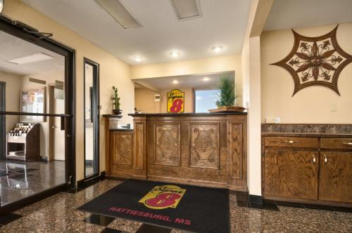 Super 8 by Wyndham Hattiesburg North/University Area - 로비