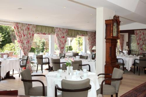 Hotel Wilhelm Busch - image 6