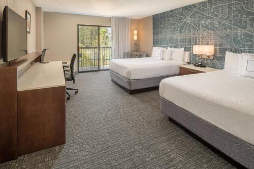 Queen Room with Two Queen Beds