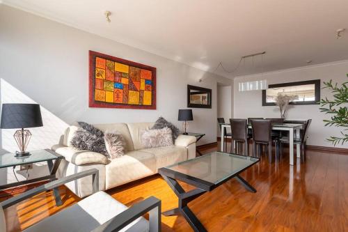 Three-Bedroom Apartment image 10