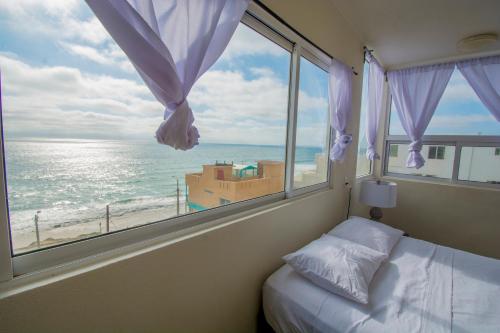 Ocean-VIEW Two Story Condo on the beach