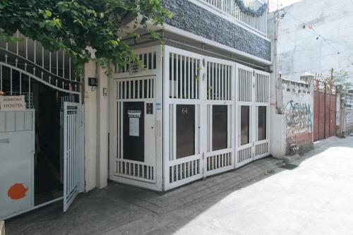 Flip-Flops Hostel