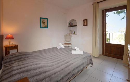 Beautiful Apartment In Carcheto Brustico in Piedicroce
