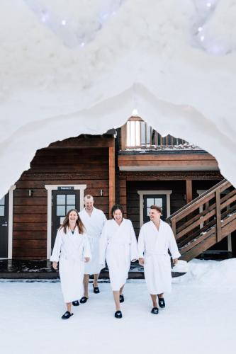 Arctic SnowHotel & Glass Igloos