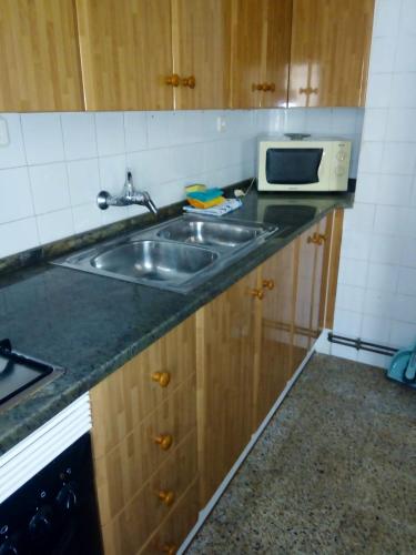 cuina, 3 bedrooms appartement at L'Ametlla de Merola in Puigreig
