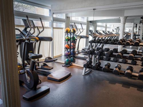 33 Hotel, New York City, Seaport in New York, USA
