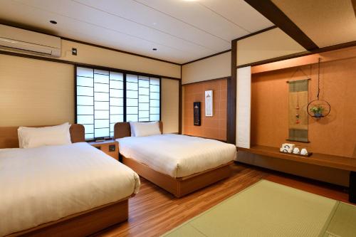 Japanese Modern Twin Room