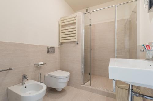 Two-Bedroom Apartment image 6