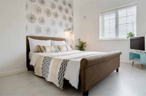 Tropical Garden Oasis Rooms in 네첼스