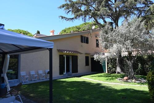 Villa La Beba a few minutes from the beach and services