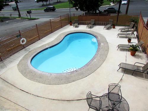 Econo Lodge San Antonio near SeaWorld - Medical Center - 수영장
