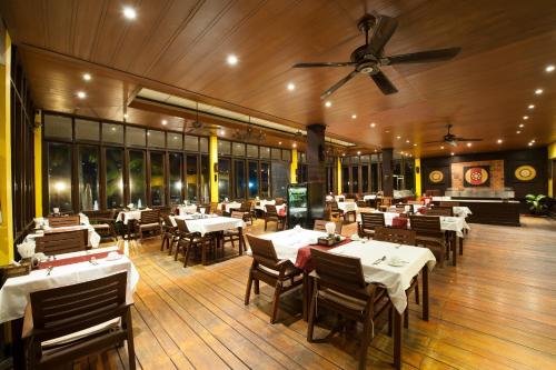 Restoran, Pinnacle Samui Resort in Mae Nam
