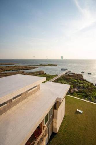 New Modern Waterfront Home w Saltwater Pool detail
