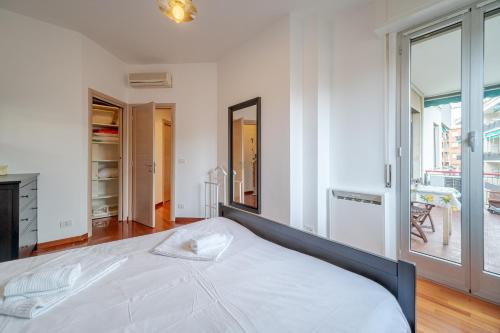 GuestHost - Genoa Sturla Comfy Apartment in Albaro