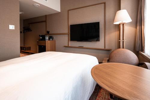 Run of House Room for 1 Person - Non-Smoking