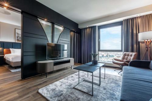 1 queen bed