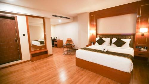 room detail thumbnail 0