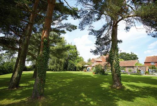 Exterior view, Pear Tree Cottage Norfolk in Wickmere