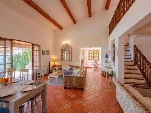 Holiday Home Ponderosa by Interhome in Le Trayas Superieur