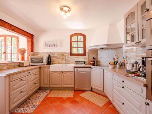 Holiday Home Ponderosa by Interhome in Le Trayas Superieur