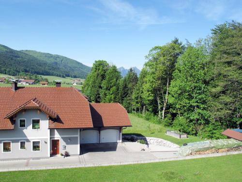 Apartment Waldfrieden by Interhome in Oberwang