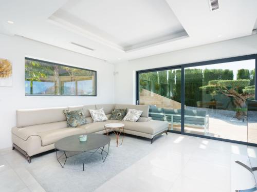 Villa Villa Adonia by Interhome in ลามันดารีนา