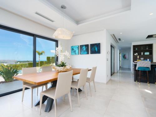 Villa Villa Adonia by Interhome in ลามันดารีนา