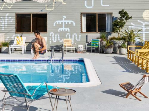 King Room with Pool View