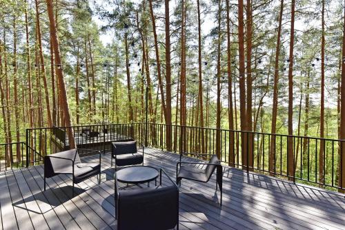 Premium Forest Bungalow with HOT TUB