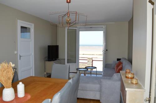 L'Estran - maison sur la digue avec vue mer, Courseulles-sur-Mer (foto 9)
