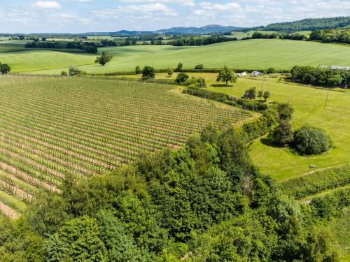 Malvern Hills View Glamping 16+