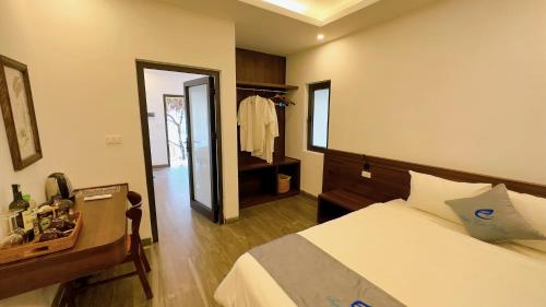 Quadruple Room with Mountain View