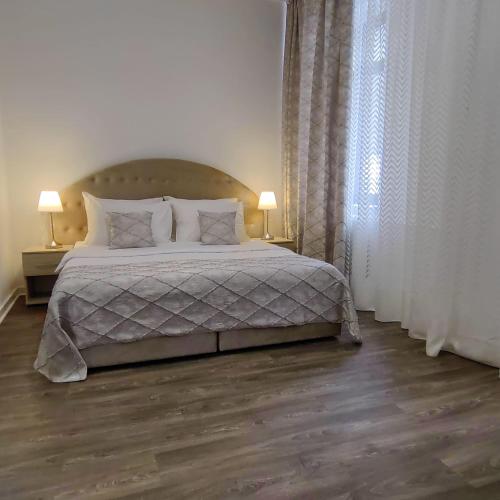 Hotel N – Belgrade, NY