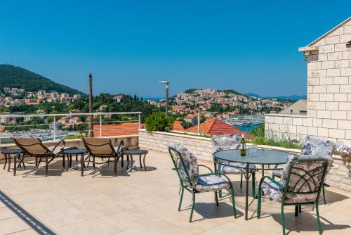 View Port Apartment - image 12