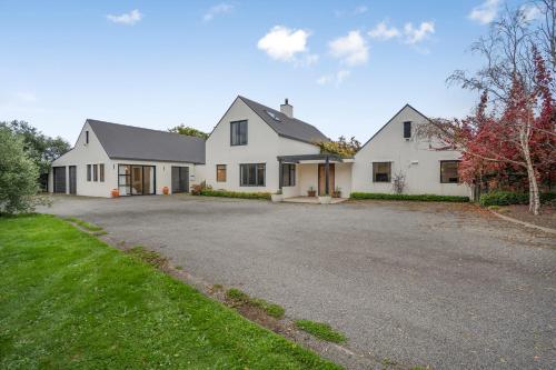 Olive Estate - Martinborough Holiday Home