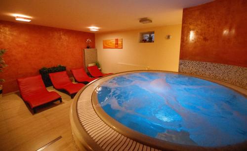 Hot tub, Wellness Pension 7 in Harrachov