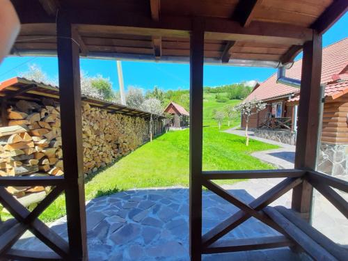 Зачаровані Карпати, Воловець in Volovets'